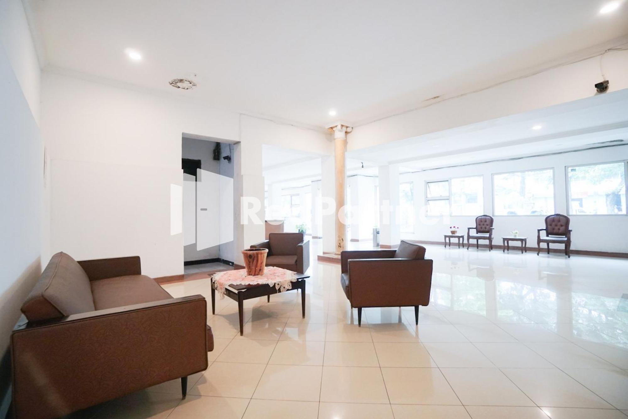 OYO 90853 Hotel Borobudur Kemayoran Syariah Jakarta Bagian luar foto