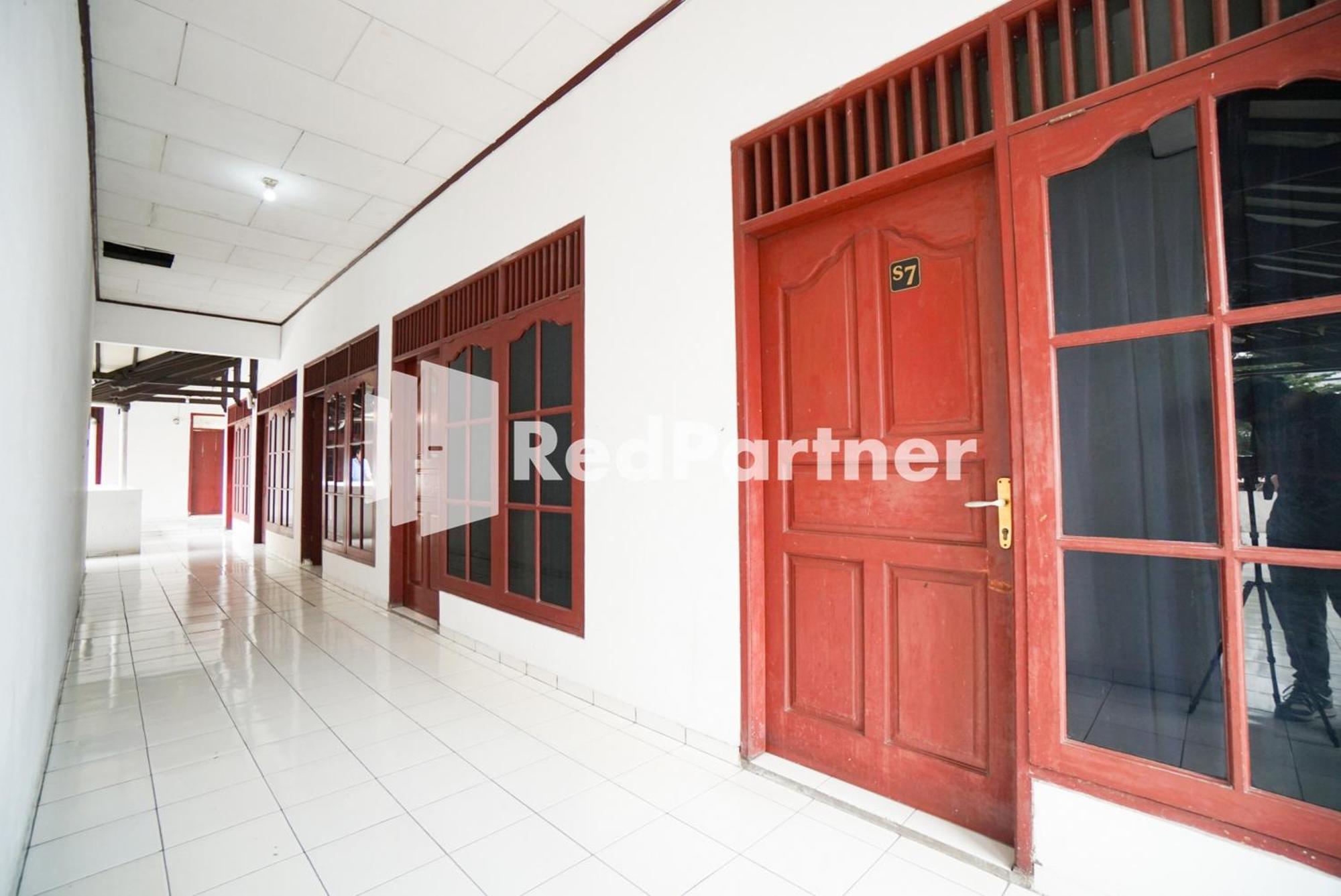 OYO 90853 Hotel Borobudur Kemayoran Syariah Jakarta Bagian luar foto