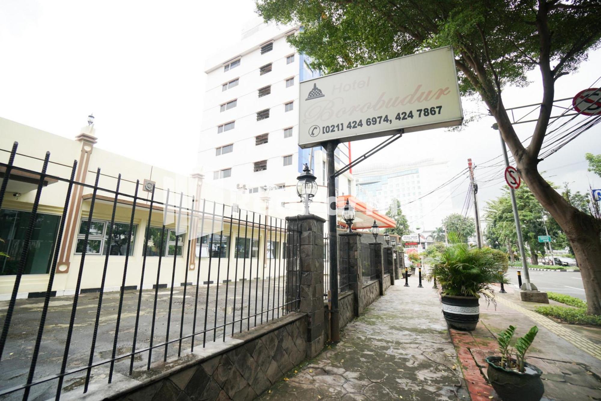 OYO 90853 Hotel Borobudur Kemayoran Syariah Jakarta Bagian luar foto